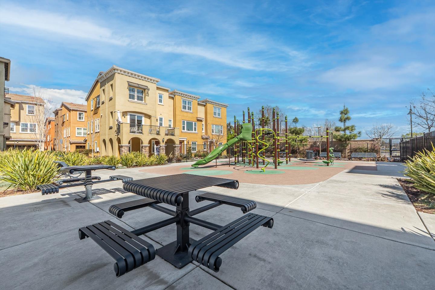 Detail Gallery Image 43 of 54 For 38933 Snapdragon Pl, Newark,  CA 94560 - 4 Beds | 3/1 Baths