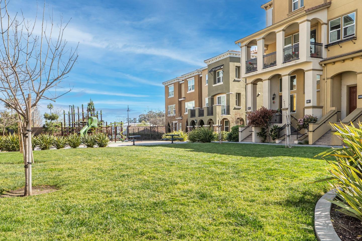 Detail Gallery Image 45 of 54 For 38933 Snapdragon Pl, Newark,  CA 94560 - 4 Beds | 3/1 Baths