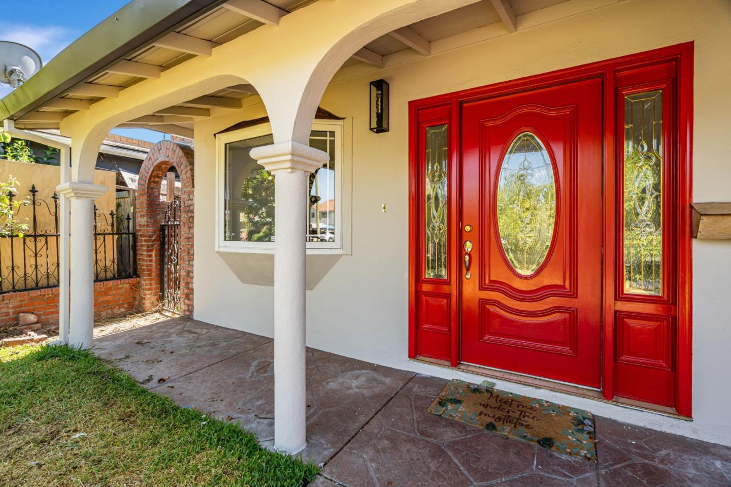 Detail Gallery Image 2 of 34 For 4219 Senter Rd, San Jose,  CA 95111 - 5 Beds | 3 Baths