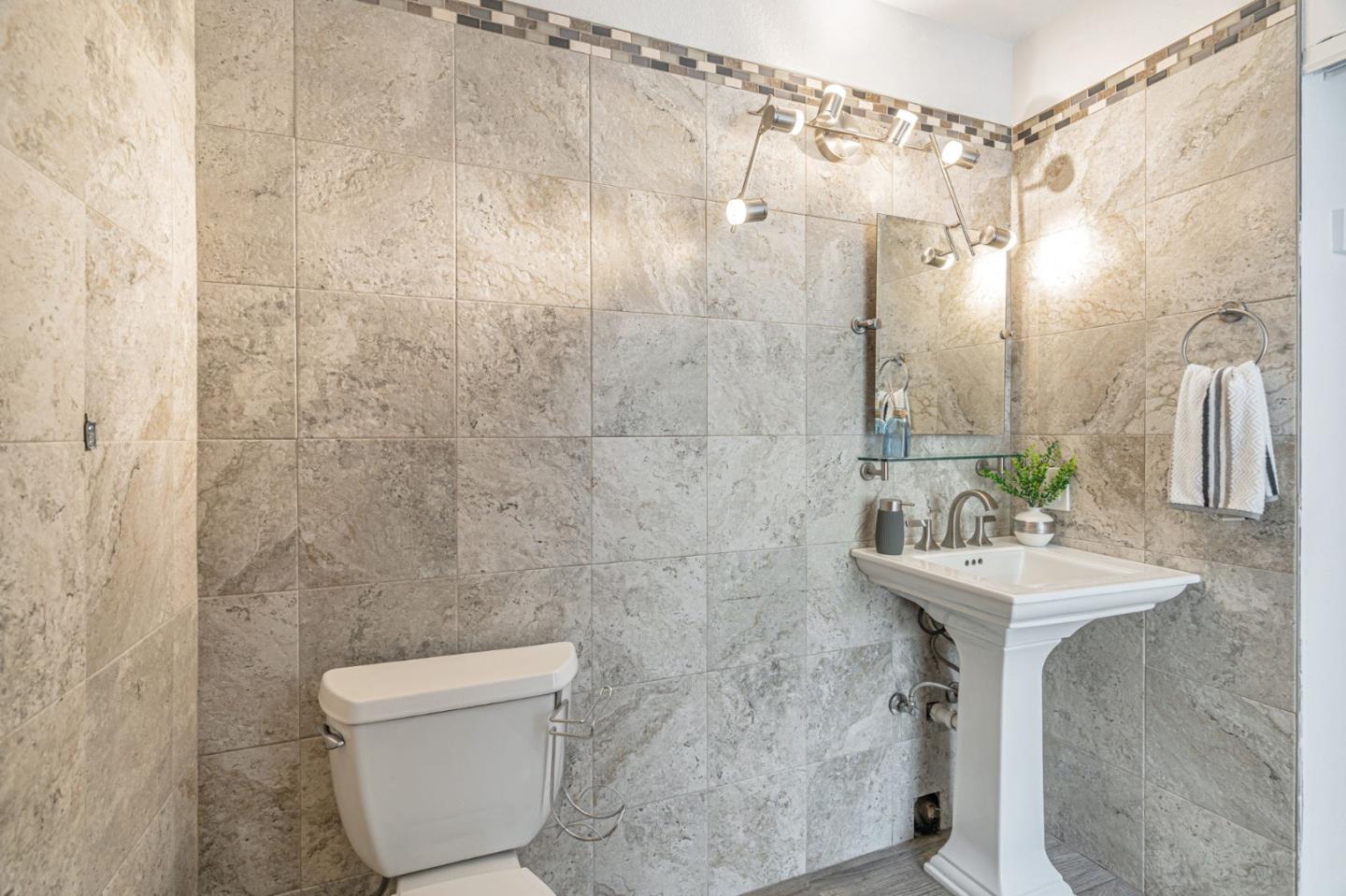 Detail Gallery Image 28 of 34 For 4219 Senter Rd, San Jose,  CA 95111 - 5 Beds | 3 Baths