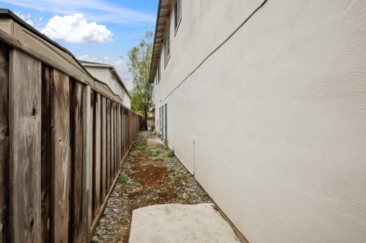 Detail Gallery Image 13 of 14 For 684 Lincoln St, Santa Clara,  CA 95050 - 7 Beds | 3 Baths