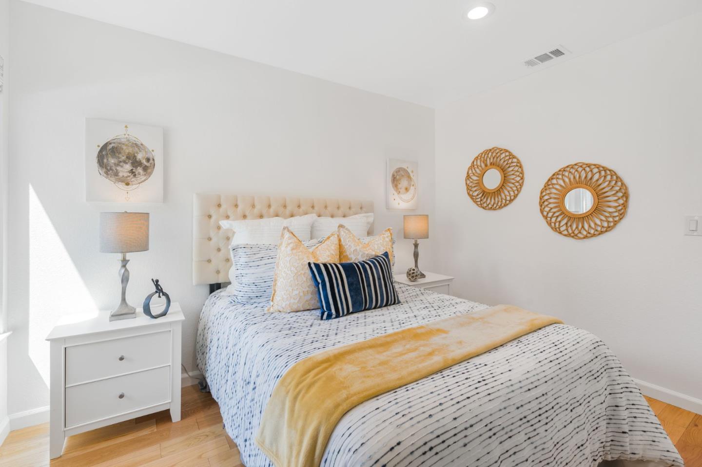 Detail Gallery Image 12 of 36 For 935 La Mesa Ter #G,  Sunnyvale,  CA 94086 - 2 Beds | 1 Baths