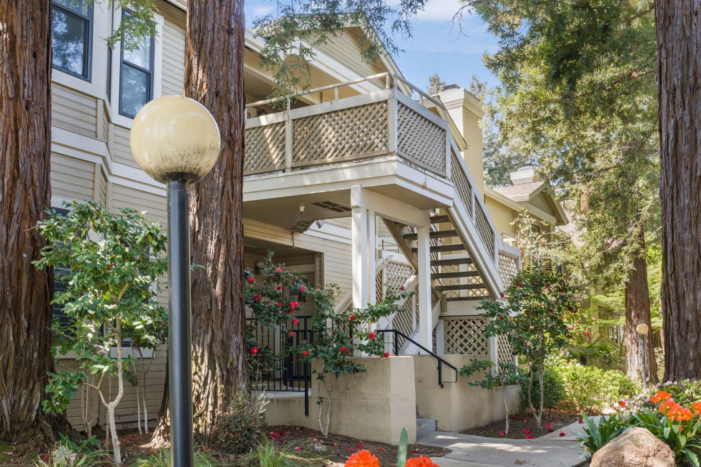 Detail Gallery Image 19 of 36 For 935 La Mesa Ter #G,  Sunnyvale,  CA 94086 - 2 Beds | 1 Baths