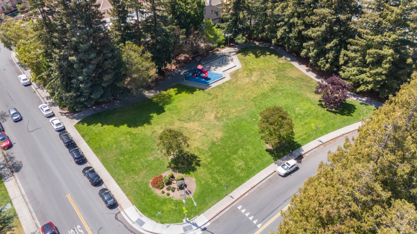 Detail Gallery Image 21 of 36 For 935 La Mesa Ter #G,  Sunnyvale,  CA 94086 - 2 Beds | 1 Baths