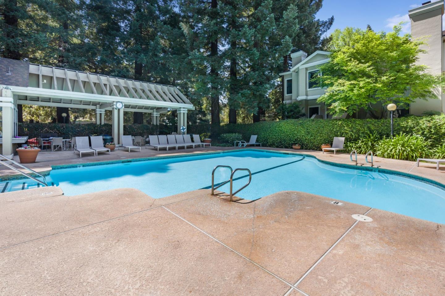 Detail Gallery Image 23 of 36 For 935 La Mesa Ter #G,  Sunnyvale,  CA 94086 - 2 Beds | 1 Baths