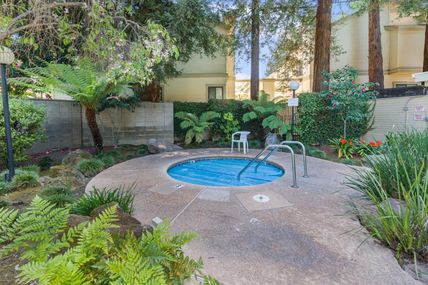 Detail Gallery Image 25 of 36 For 935 La Mesa Ter #G,  Sunnyvale,  CA 94086 - 2 Beds | 1 Baths