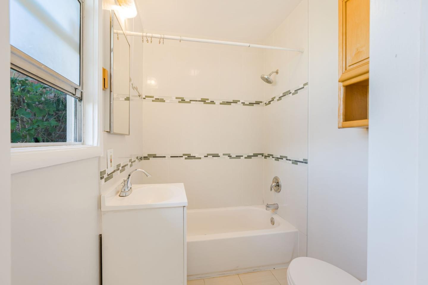 Detail Gallery Image 23 of 33 For 1185 Maryann Dr, Santa Clara,  CA 95050 - 3 Beds | 2 Baths