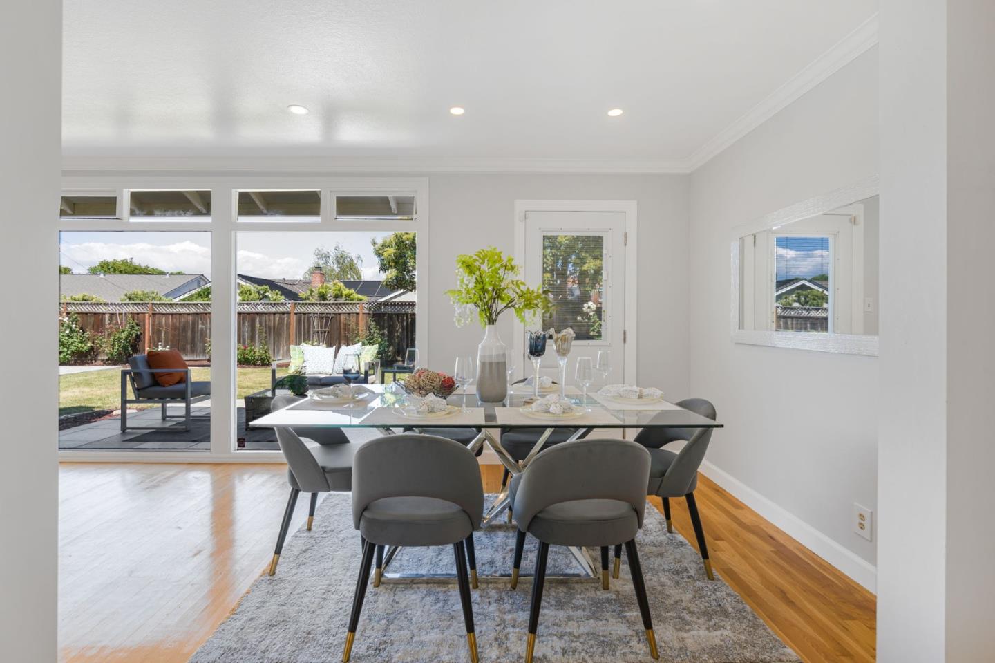Detail Gallery Image 9 of 33 For 1185 Maryann Dr, Santa Clara,  CA 95050 - 3 Beds | 2 Baths