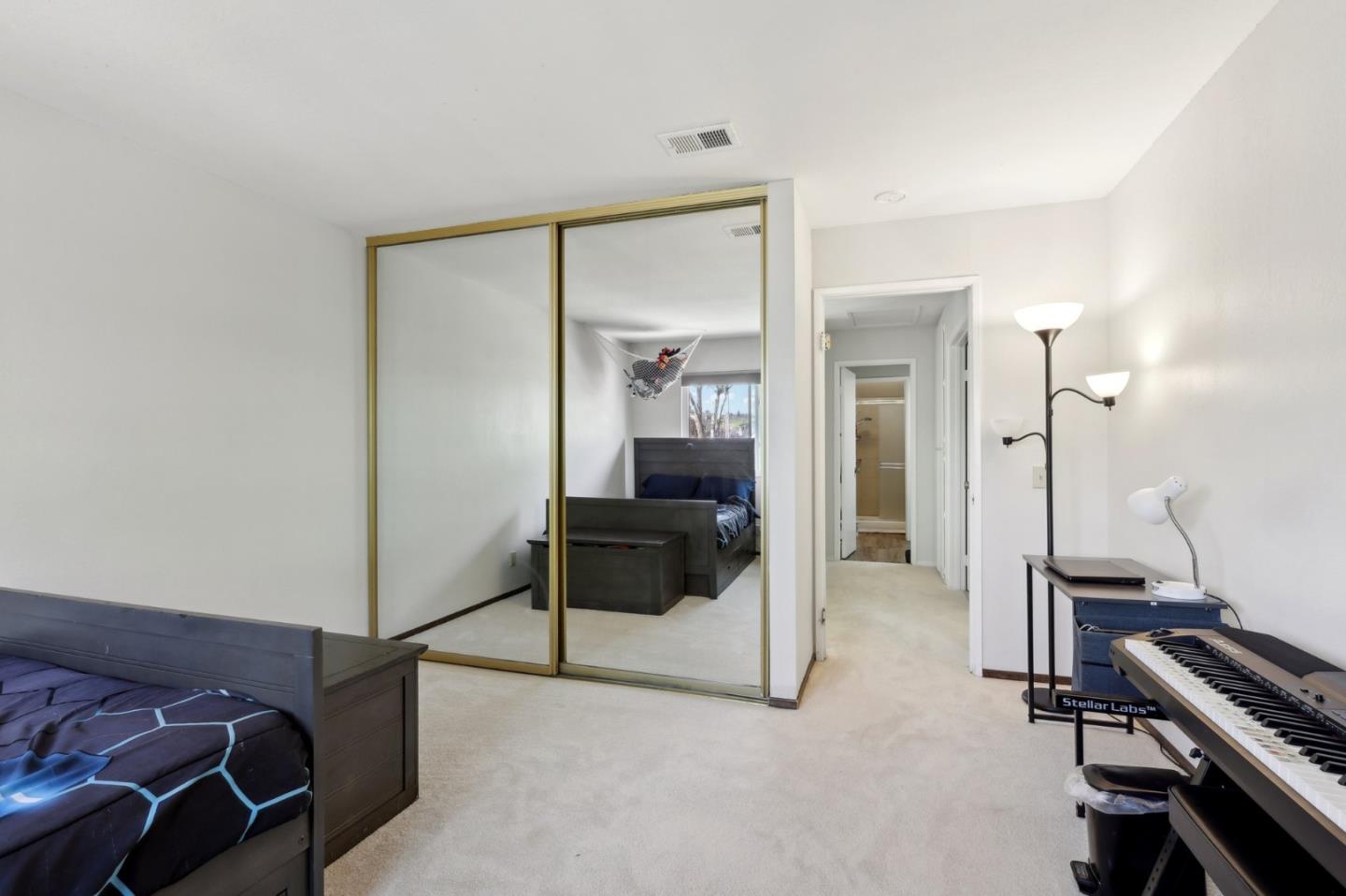 Detail Gallery Image 16 of 31 For 2378 Cheshire Pl, San Leandro,  CA 94577 - 3 Beds | 2/1 Baths