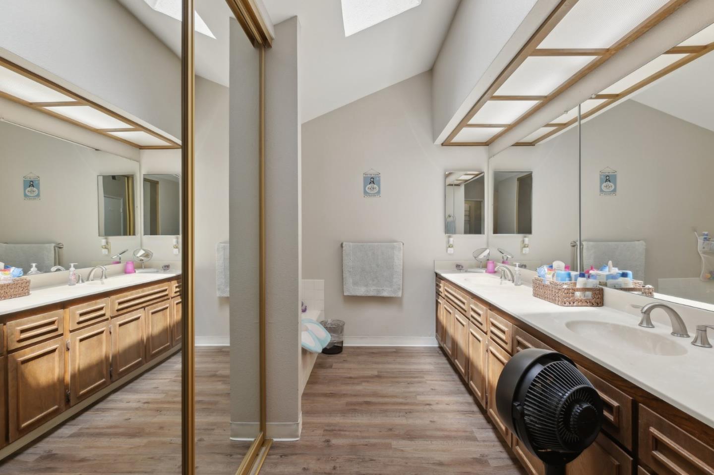 Detail Gallery Image 20 of 31 For 2378 Cheshire Pl, San Leandro,  CA 94577 - 3 Beds | 2/1 Baths