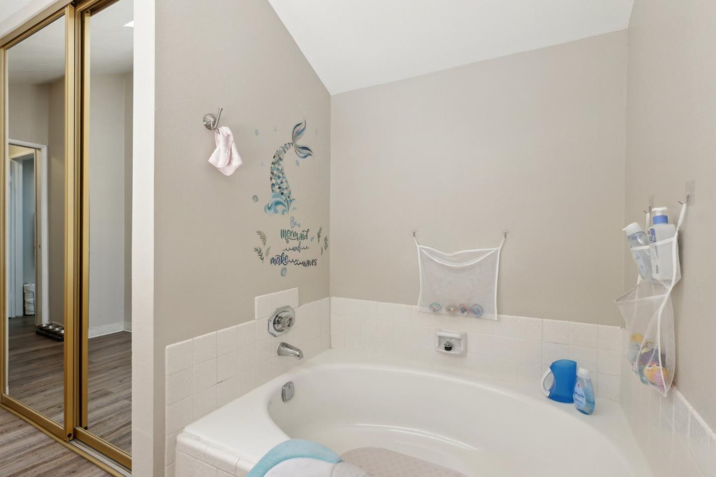 Detail Gallery Image 22 of 31 For 2378 Cheshire Pl, San Leandro,  CA 94577 - 3 Beds | 2/1 Baths