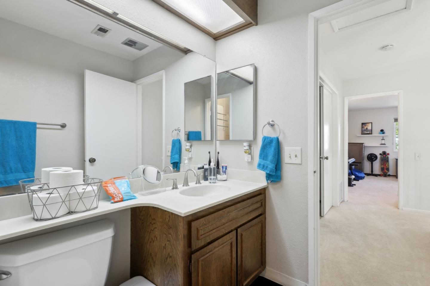 Detail Gallery Image 25 of 31 For 2378 Cheshire Pl, San Leandro,  CA 94577 - 3 Beds | 2/1 Baths