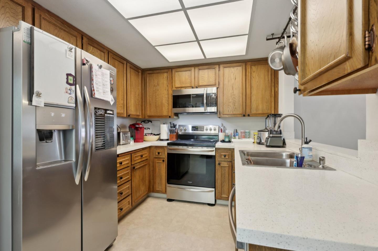 Detail Gallery Image 8 of 31 For 2378 Cheshire Pl, San Leandro,  CA 94577 - 3 Beds | 2/1 Baths