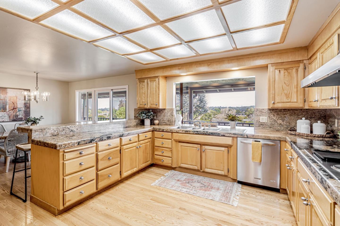 Detail Gallery Image 12 of 69 For 6744 Leyland Park Dr, San Jose,  CA 95120 - 5 Beds | 4 Baths