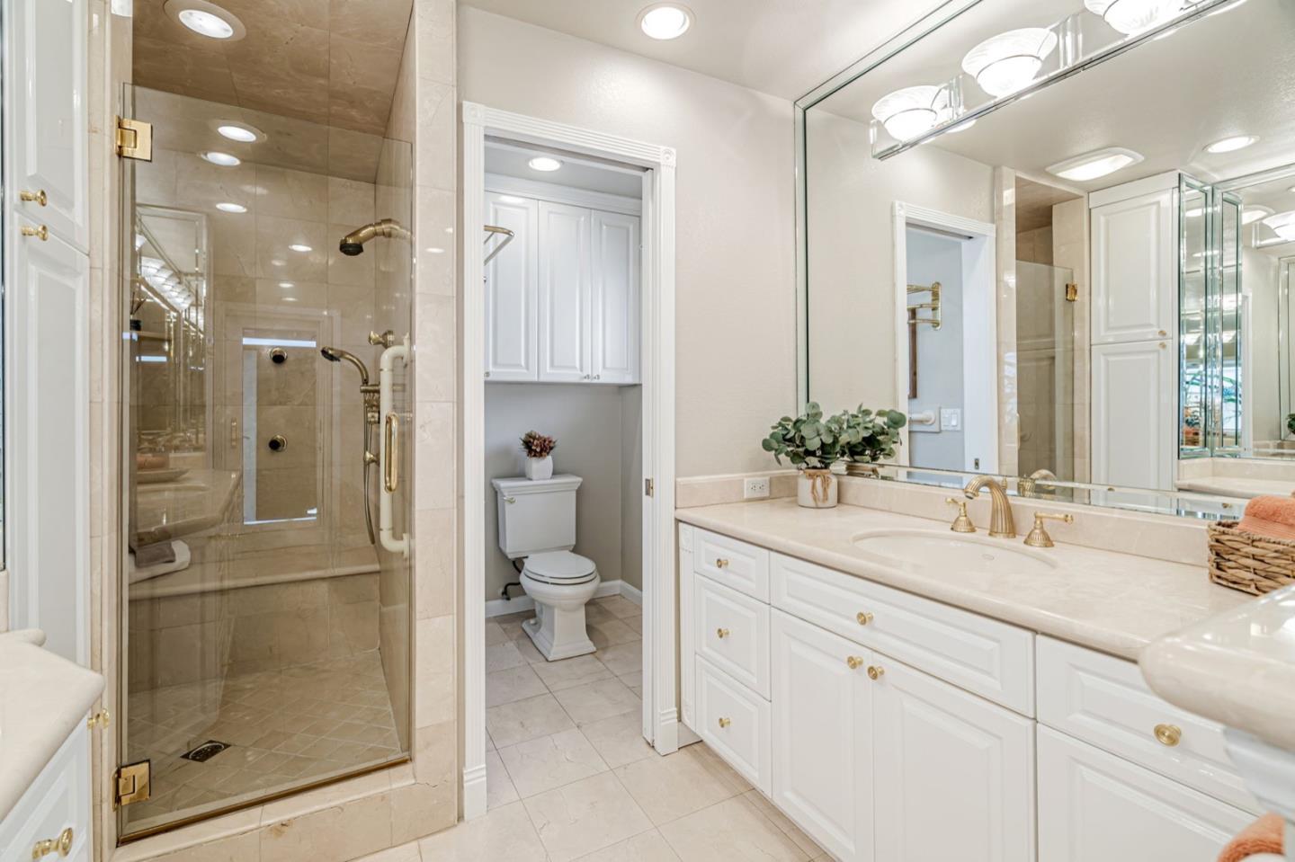 Detail Gallery Image 38 of 69 For 6744 Leyland Park Dr, San Jose,  CA 95120 - 5 Beds | 4 Baths