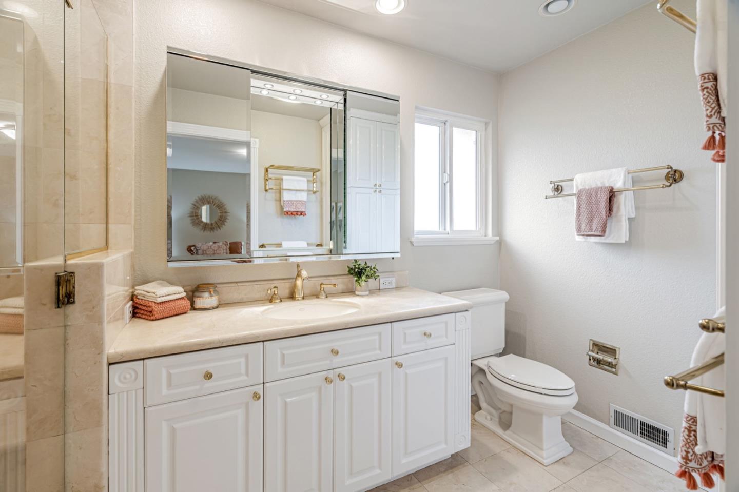 Detail Gallery Image 39 of 69 For 6744 Leyland Park Dr, San Jose,  CA 95120 - 5 Beds | 4 Baths