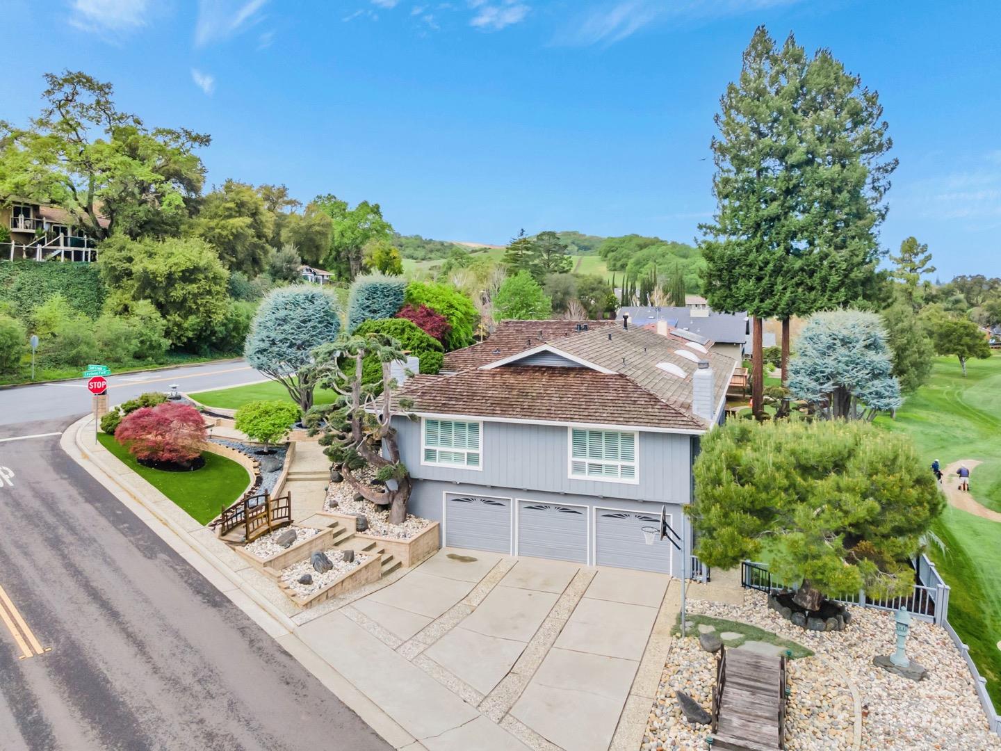 Detail Gallery Image 56 of 69 For 6744 Leyland Park Dr, San Jose,  CA 95120 - 5 Beds | 4 Baths