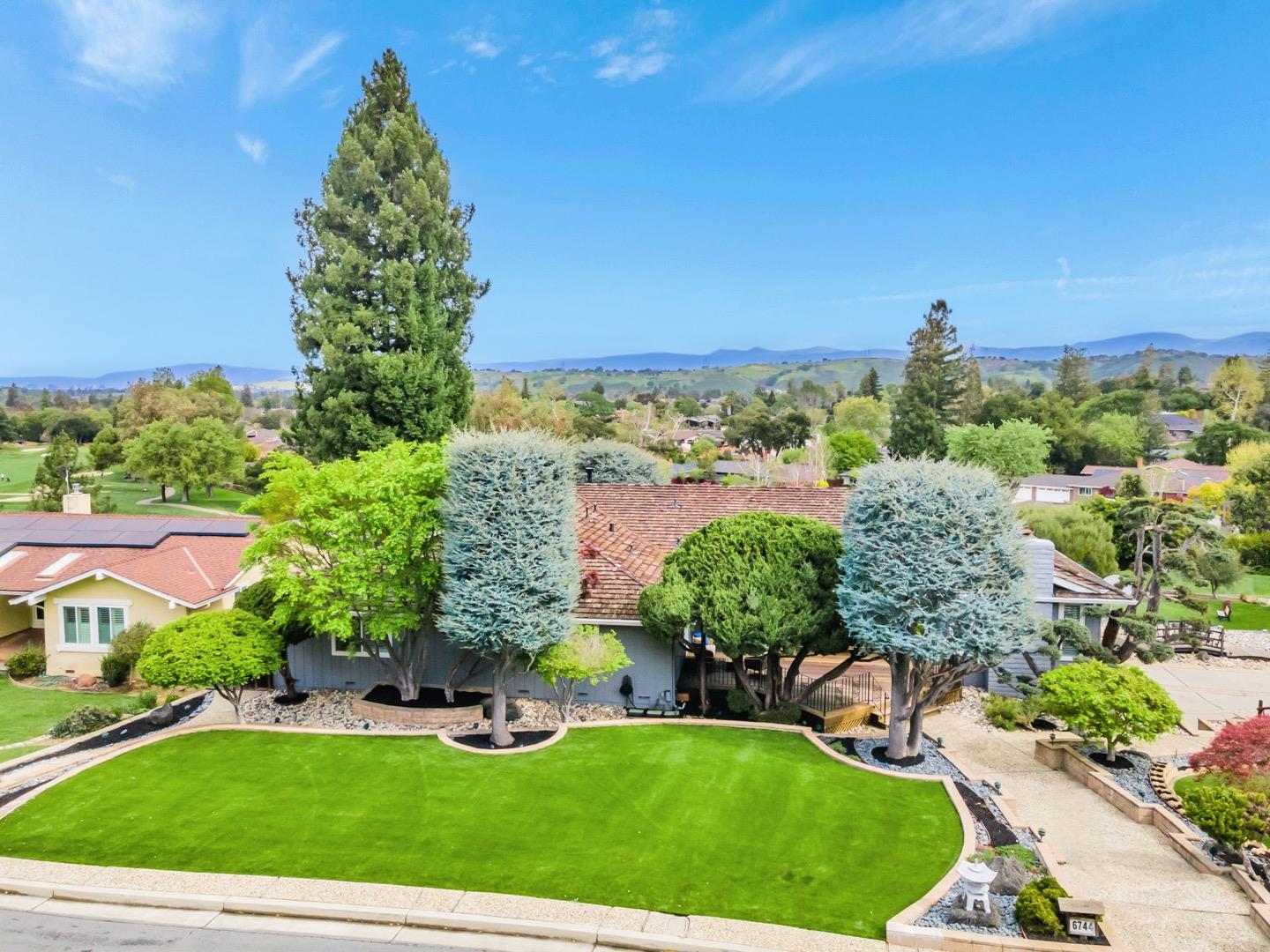 Detail Gallery Image 58 of 69 For 6744 Leyland Park Dr, San Jose,  CA 95120 - 5 Beds | 4 Baths