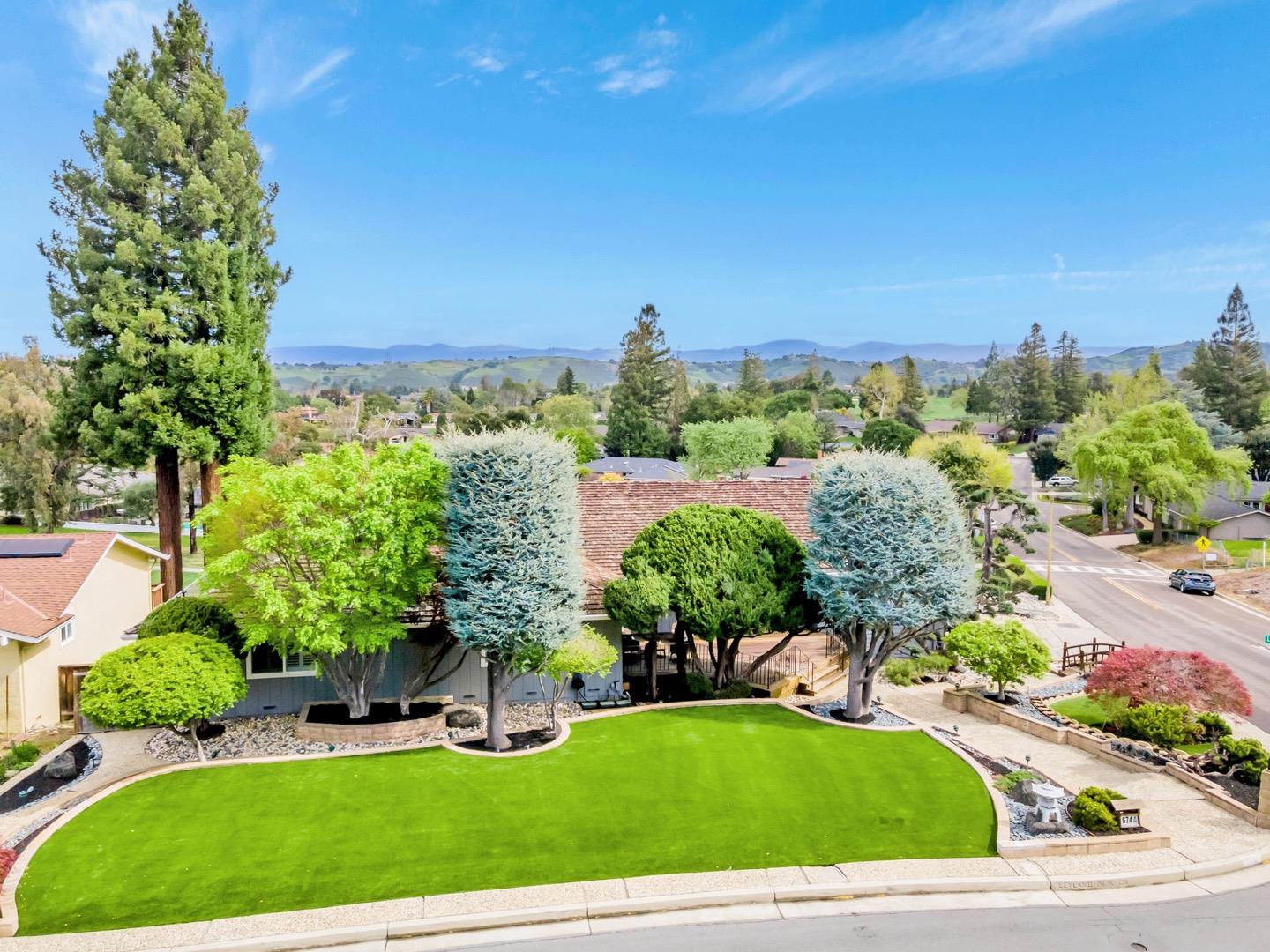 Detail Gallery Image 59 of 69 For 6744 Leyland Park Dr, San Jose,  CA 95120 - 5 Beds | 4 Baths