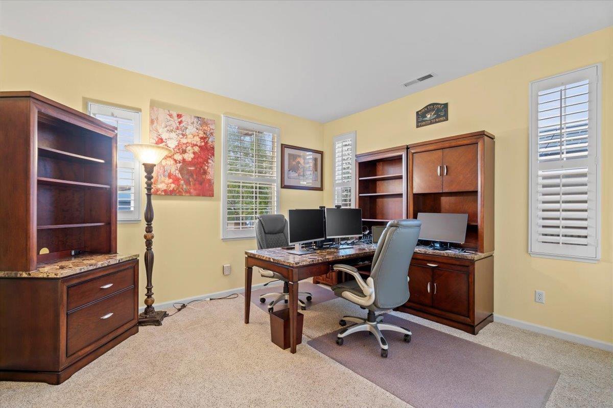 Detail Gallery Image 13 of 32 For 7532 Strath Pl, Gilroy,  CA 95020 - 4 Beds | 3 Baths