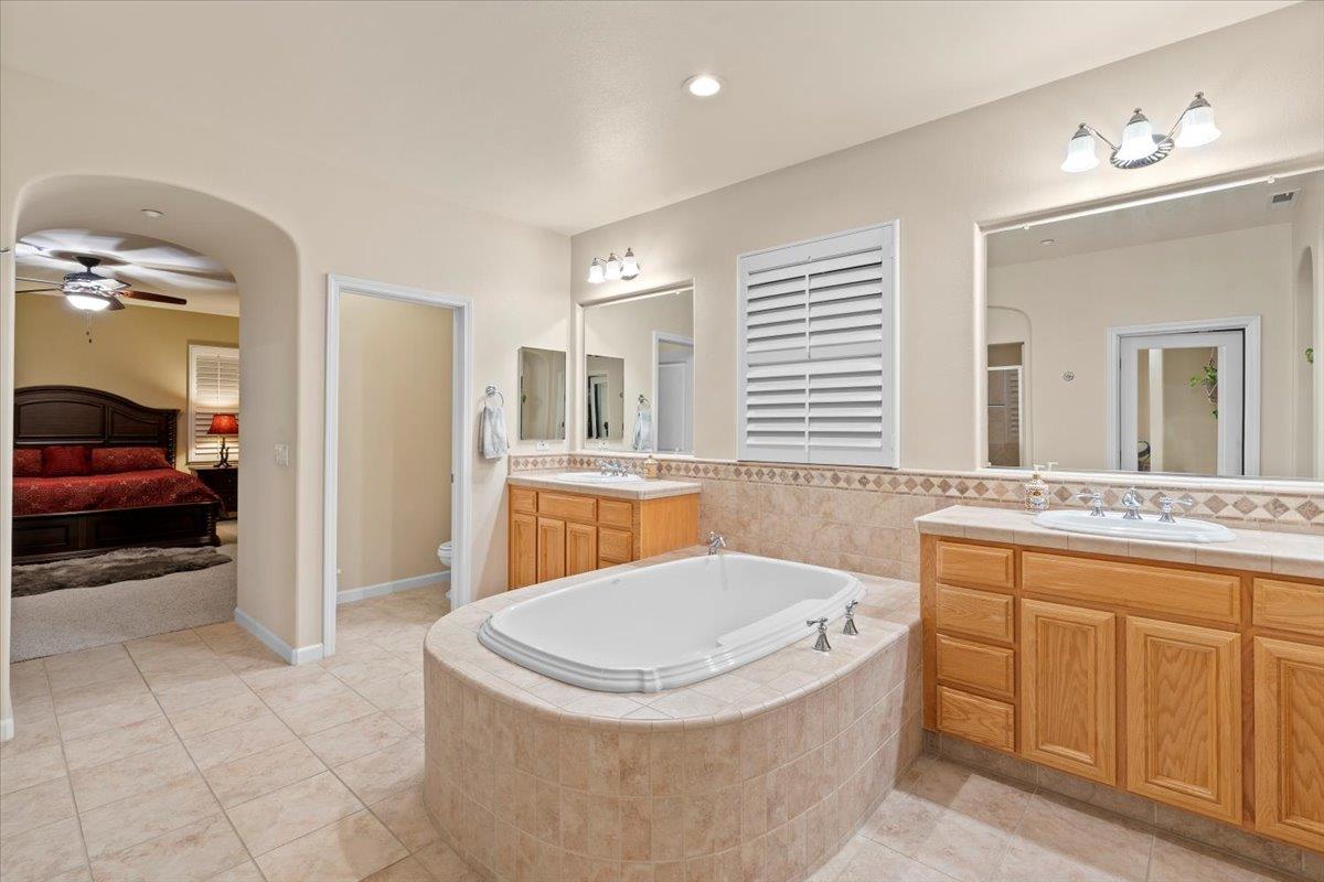 Detail Gallery Image 18 of 32 For 7532 Strath Pl, Gilroy,  CA 95020 - 4 Beds | 3 Baths