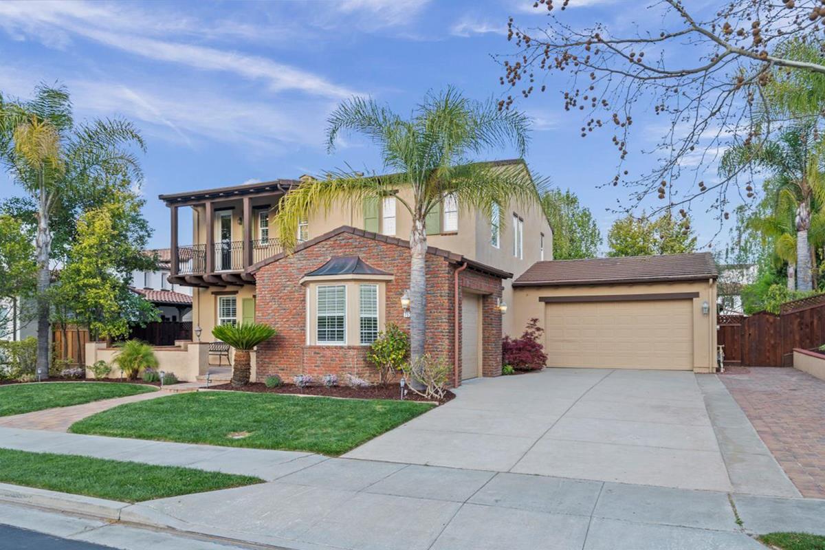 Detail Gallery Image 2 of 32 For 7532 Strath Pl, Gilroy,  CA 95020 - 4 Beds | 3 Baths