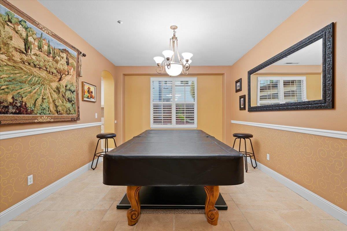 Detail Gallery Image 4 of 32 For 7532 Strath Pl, Gilroy,  CA 95020 - 4 Beds | 3 Baths