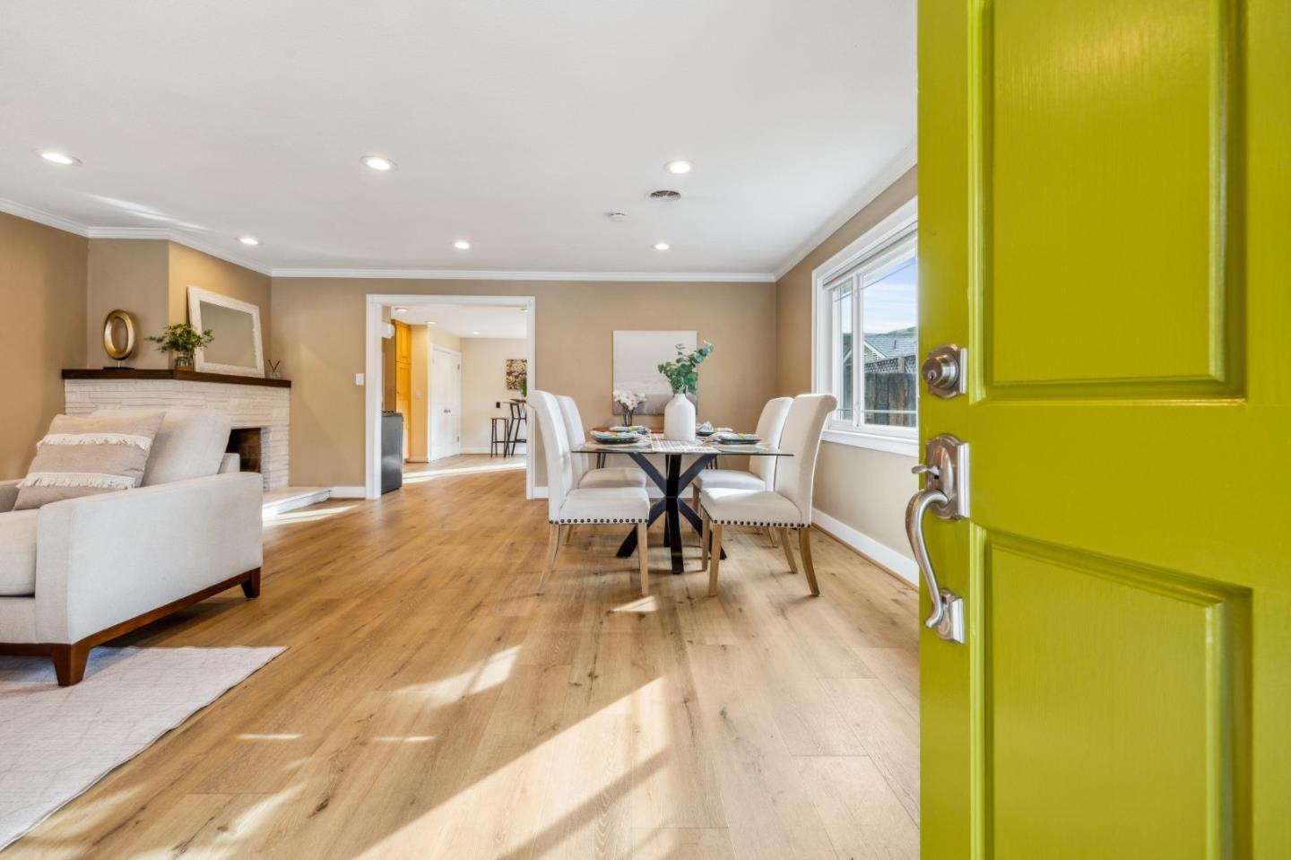 Detail Gallery Image 4 of 42 For 1124 Coolidge Ave, San Jose,  CA 95125 - 3 Beds | 2 Baths