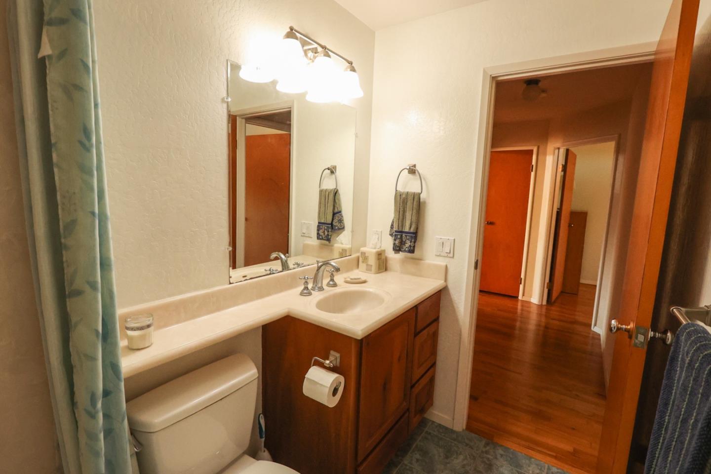 Detail Gallery Image 22 of 30 For 108 Santa Cruz Ave, Aptos,  CA 95003 - 3 Beds | 2 Baths