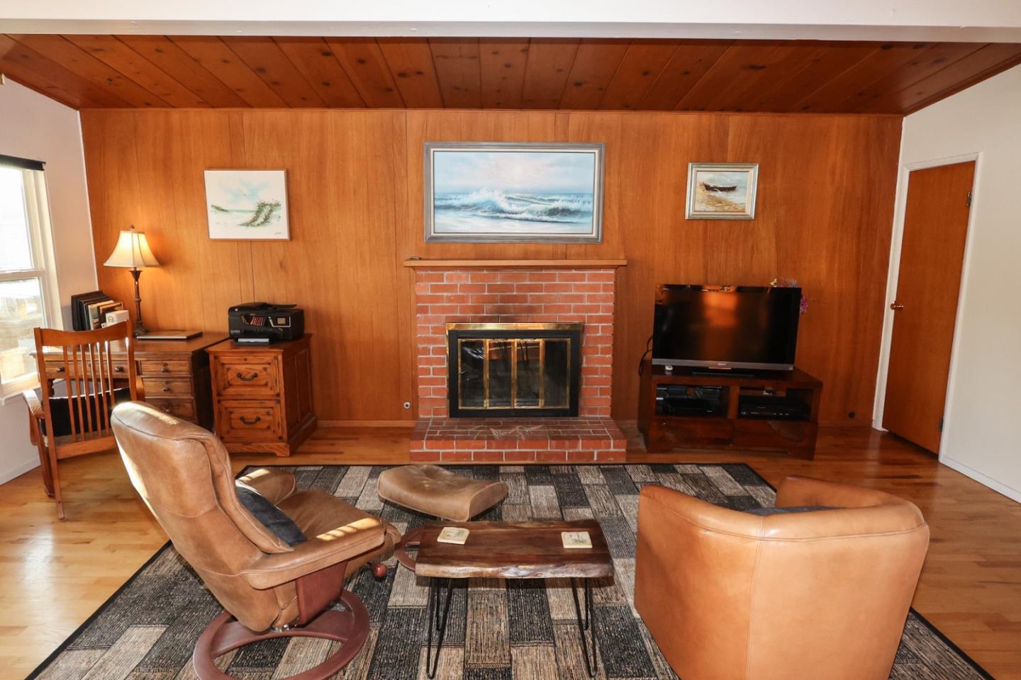 Detail Gallery Image 8 of 30 For 108 Santa Cruz Ave, Aptos,  CA 95003 - 3 Beds | 2 Baths
