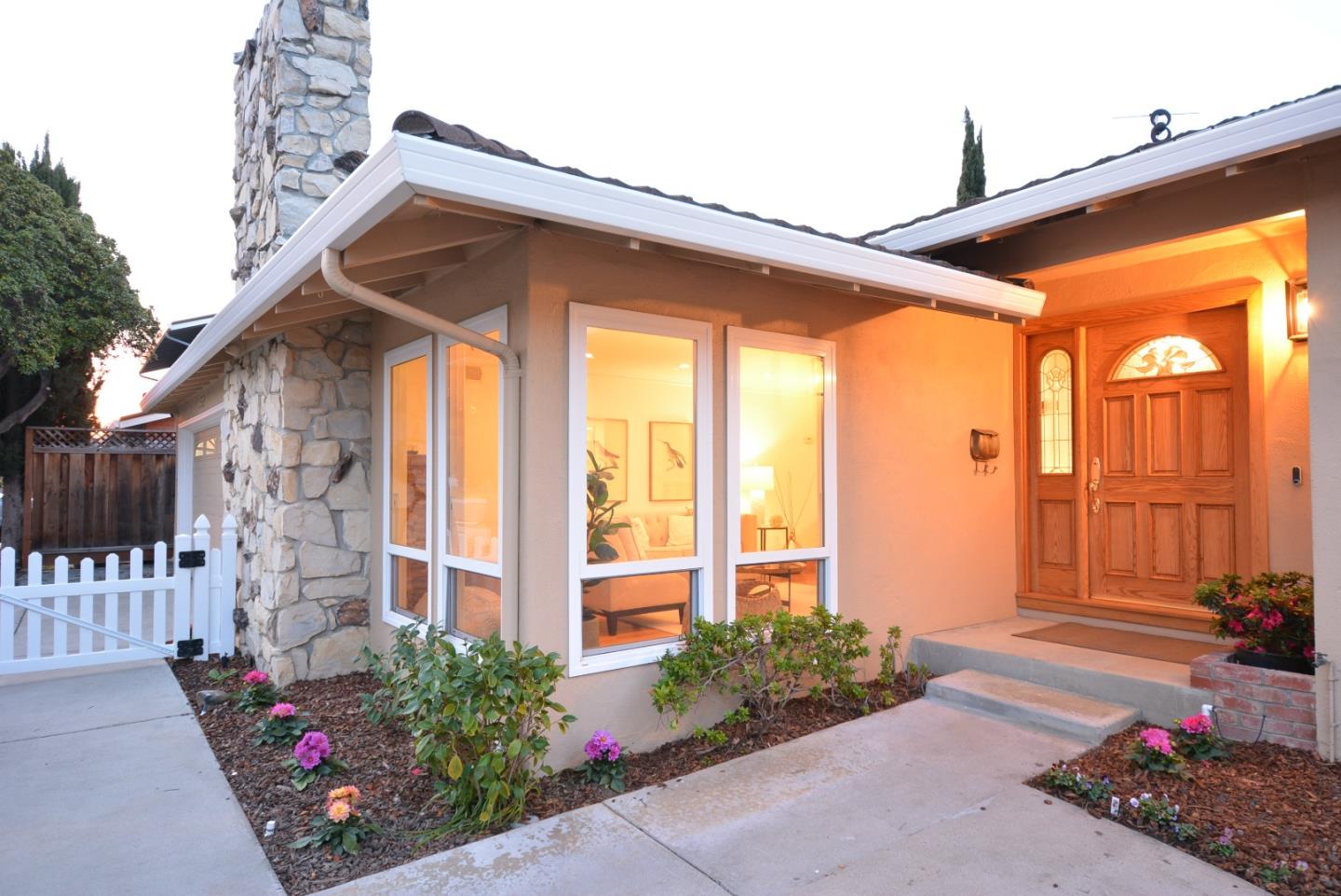 Detail Gallery Image 1 of 37 For 4640 Venice Way, San Jose,  CA 95129 - 4 Beds | 3 Baths