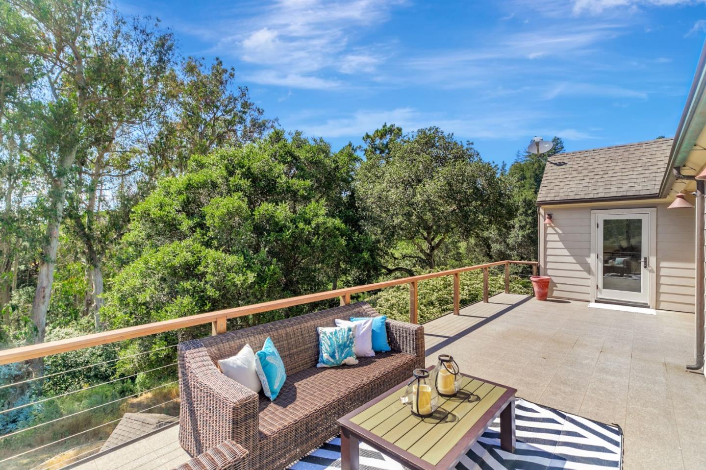Detail Gallery Image 12 of 91 For 411 Hecker Pass Rd, Watsonville,  CA 95076 - 4 Beds | 4 Baths