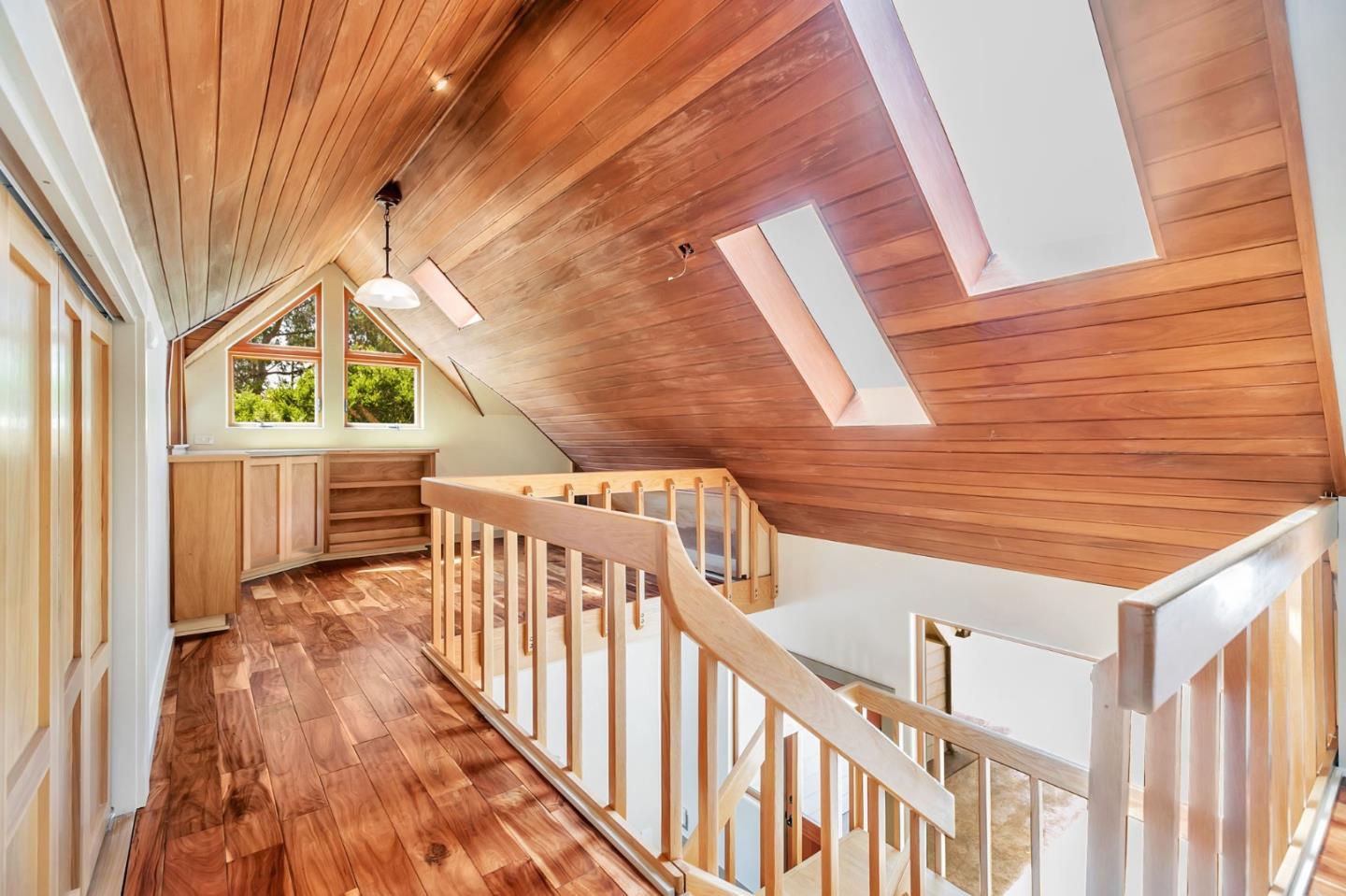 Detail Gallery Image 30 of 91 For 411 Hecker Pass Rd, Watsonville,  CA 95076 - 4 Beds | 4 Baths