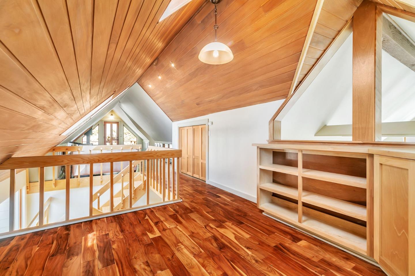 Detail Gallery Image 32 of 91 For 411 Hecker Pass Rd, Watsonville,  CA 95076 - 4 Beds | 4 Baths