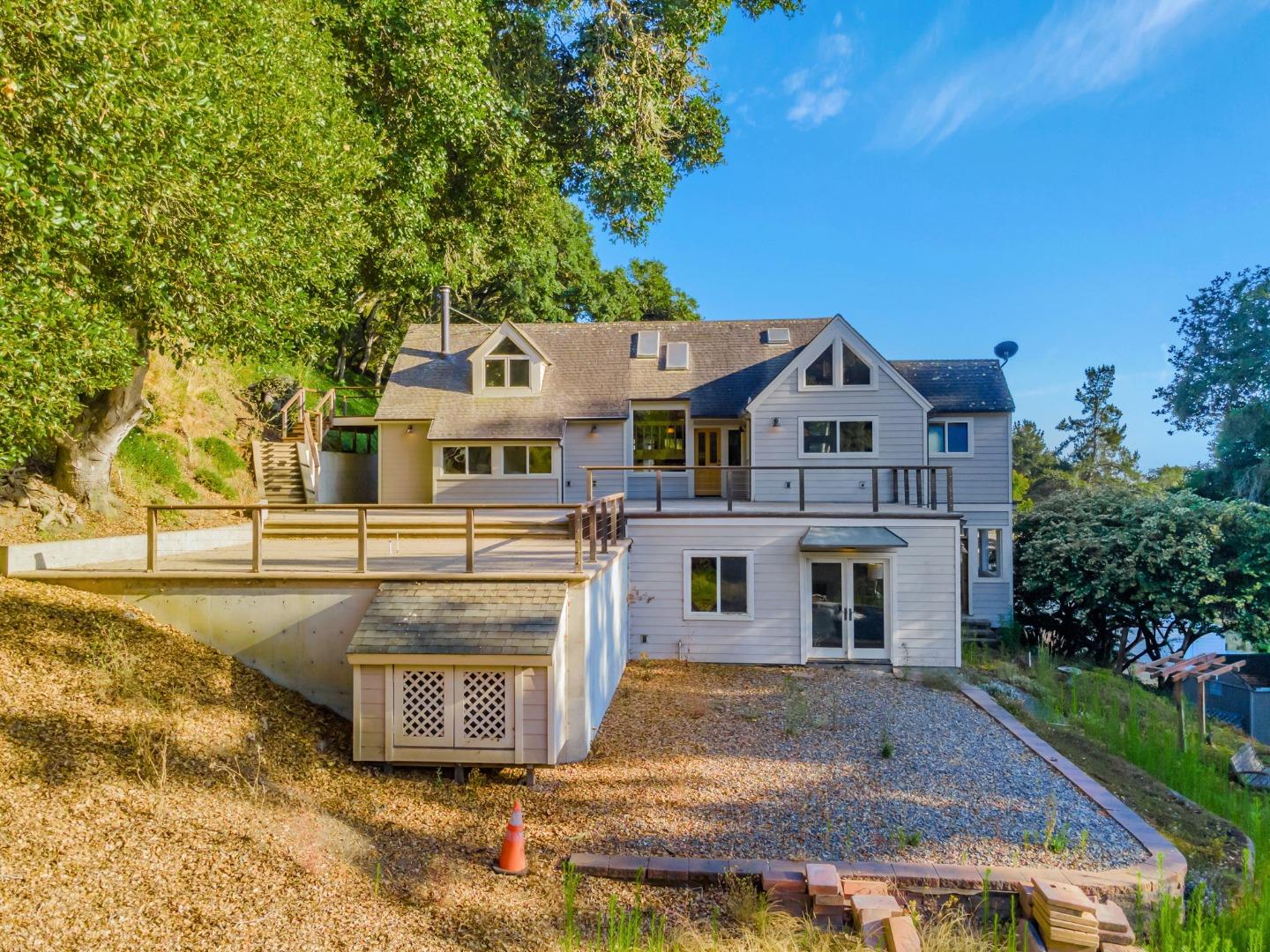 Detail Gallery Image 61 of 91 For 411 Hecker Pass Rd, Watsonville,  CA 95076 - 4 Beds | 4 Baths