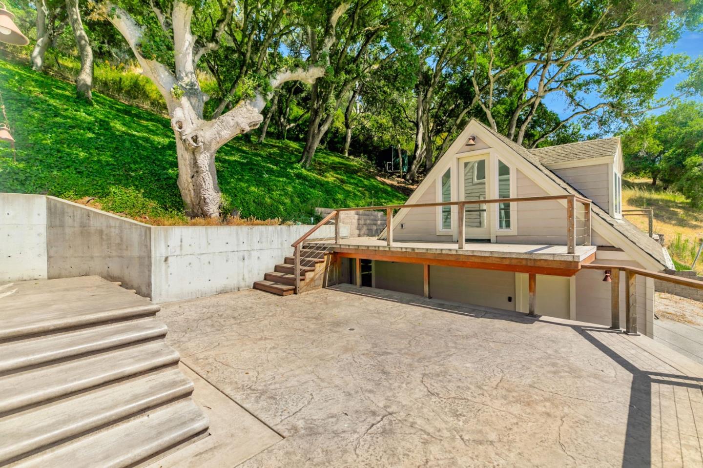 Detail Gallery Image 64 of 91 For 411 Hecker Pass Rd, Watsonville,  CA 95076 - 4 Beds | 4 Baths