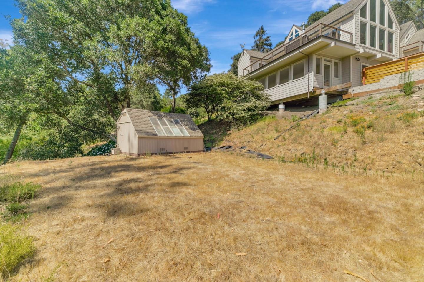Detail Gallery Image 75 of 91 For 411 Hecker Pass Rd, Watsonville,  CA 95076 - 4 Beds | 4 Baths
