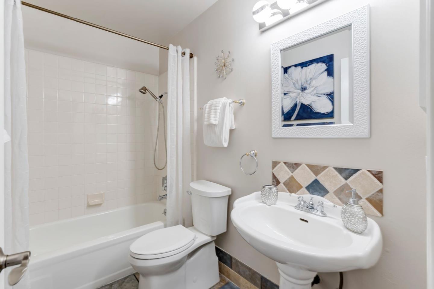 Detail Gallery Image 18 of 30 For 240 Bangor, San Jose,  CA 95123 - 3 Beds | 2 Baths