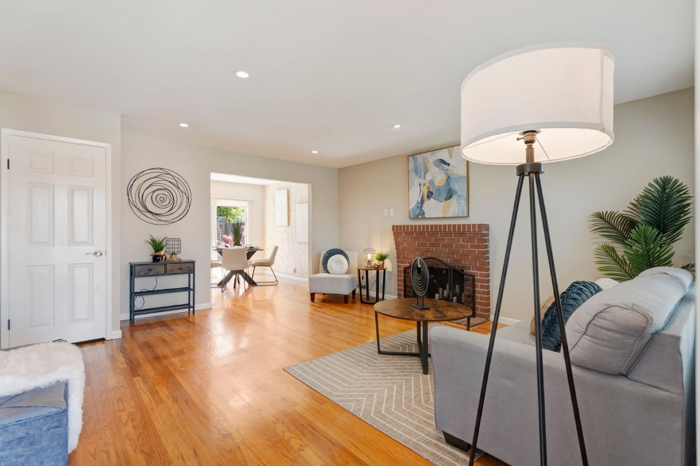 Detail Gallery Image 5 of 30 For 240 Bangor, San Jose,  CA 95123 - 3 Beds | 2 Baths