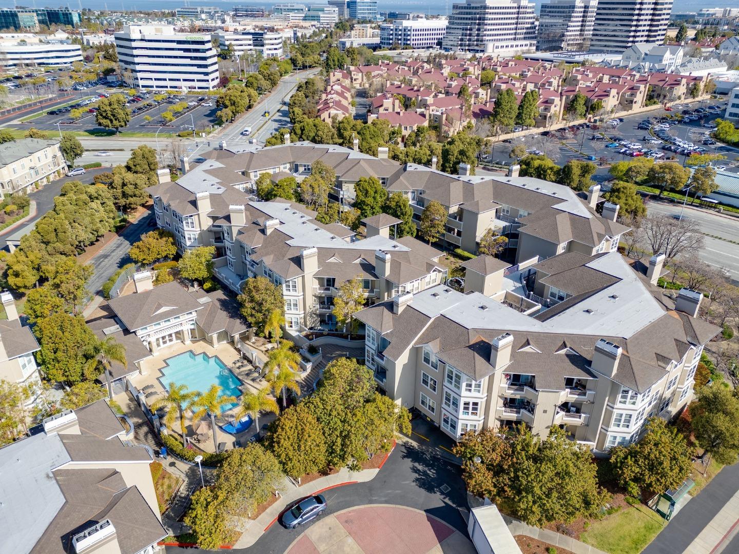 Detail Gallery Image 2 of 16 For 880 Meridian Bay Ln #210,  Foster City,  CA 94404 - 2 Beds | 2 Baths
