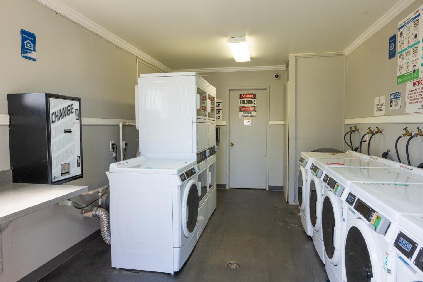 Detail Gallery Image 13 of 32 For 711 South St, Hollister,  CA 95023 - – Beds | – Baths