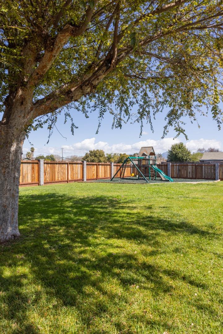 Detail Gallery Image 14 of 32 For 711 South St, Hollister,  CA 95023 - – Beds | – Baths