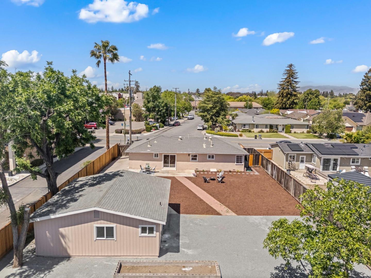 Detail Gallery Image 37 of 39 For 4172 Will Rogers Dr, San Jose,  CA 95117 - 3 Beds | 2 Baths