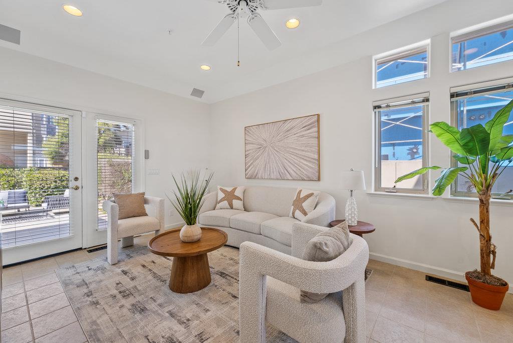 Detail Gallery Image 16 of 35 For 940 W Cliff Dr, Santa Cruz,  CA 95060 - 3 Beds | 3 Baths