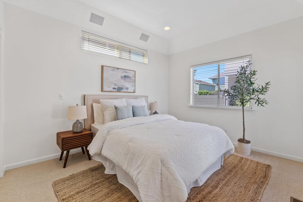 Detail Gallery Image 20 of 35 For 940 W Cliff Dr, Santa Cruz,  CA 95060 - 3 Beds | 3 Baths