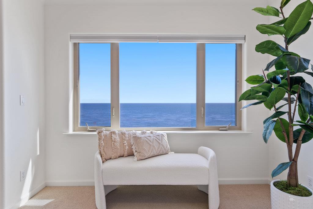 Detail Gallery Image 4 of 35 For 940 W Cliff Dr, Santa Cruz,  CA 95060 - 3 Beds | 3 Baths