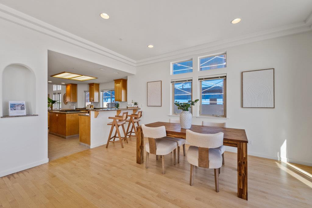 Detail Gallery Image 9 of 35 For 940 W Cliff Dr, Santa Cruz,  CA 95060 - 3 Beds | 3 Baths