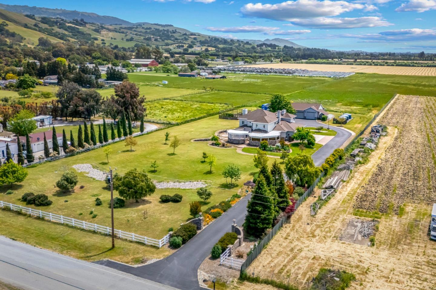 Detail Gallery Image 2 of 108 For 2340 Tennant Ave, Morgan Hill,  CA 95037 - 6 Beds | 4/1 Baths
