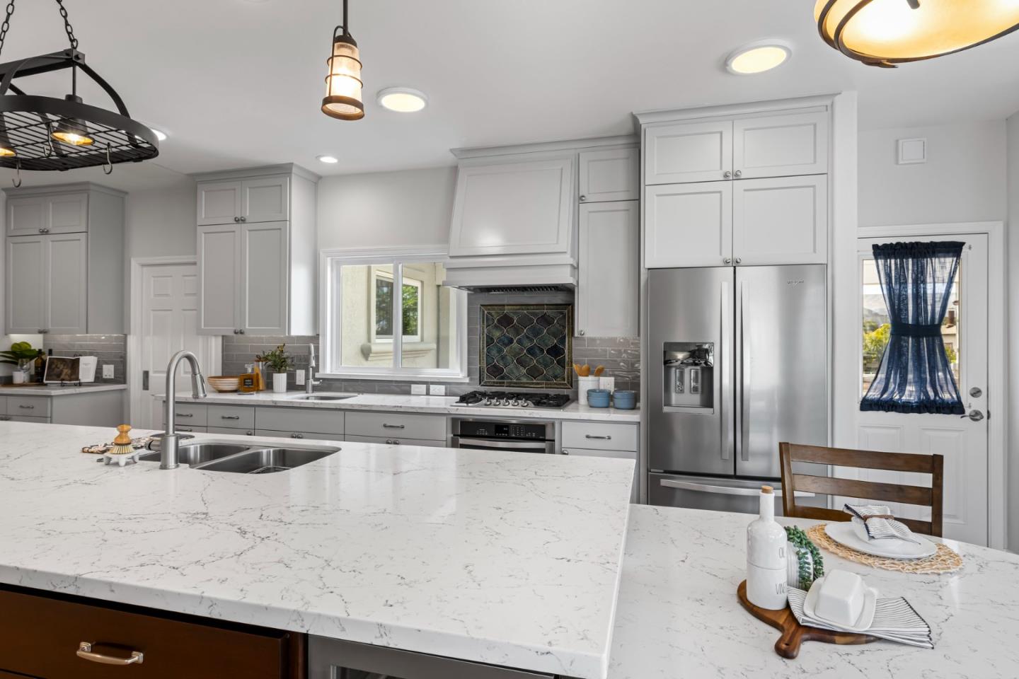 Detail Gallery Image 24 of 108 For 2340 Tennant Ave, Morgan Hill,  CA 95037 - 6 Beds | 4/1 Baths