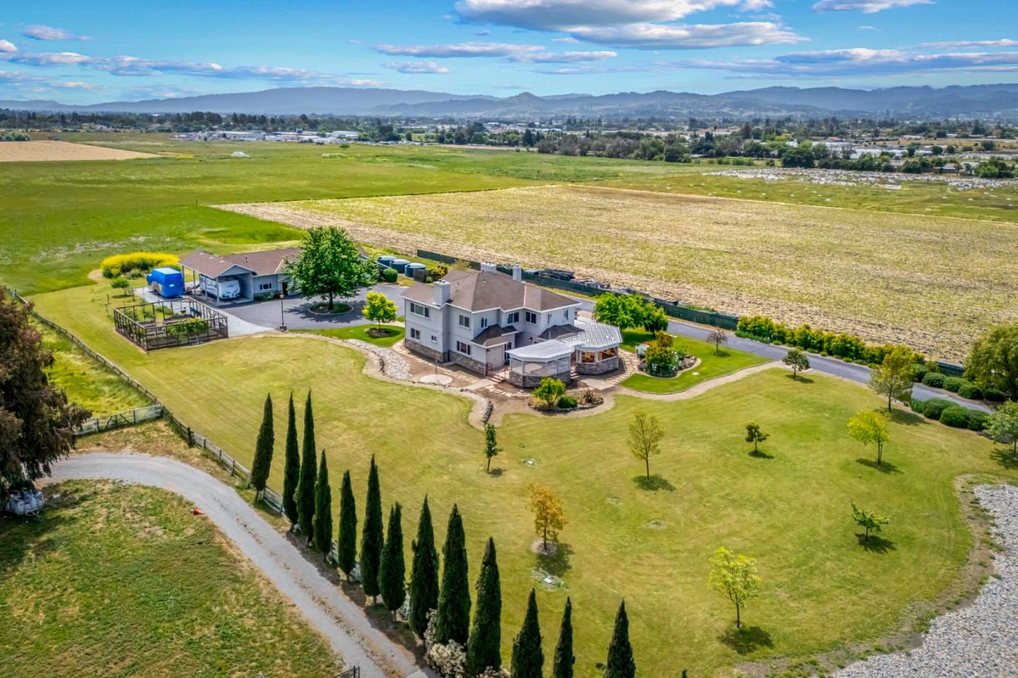 Detail Gallery Image 94 of 108 For 2340 Tennant Ave, Morgan Hill,  CA 95037 - 6 Beds | 4/1 Baths
